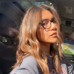 Meet your Posher, Karla